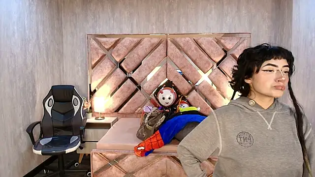 Babyyrasta666 online show from October 23, 2025, 3:27 am