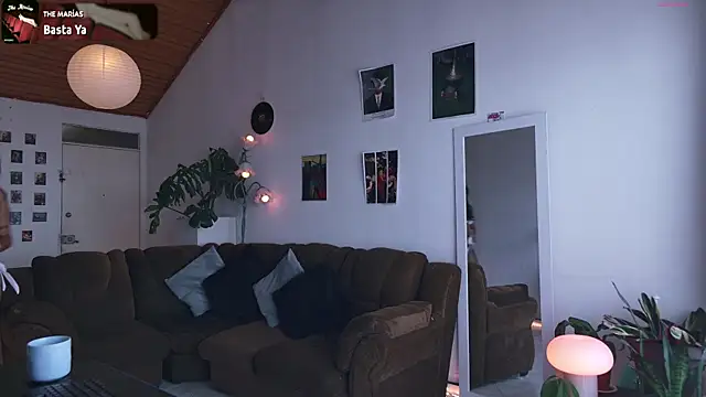 Nathaliakyte online show from November 26, 2025, 9:26 pm