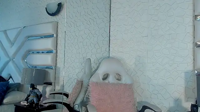 TatiLee online show from March 6, 2026, 2:34 pm