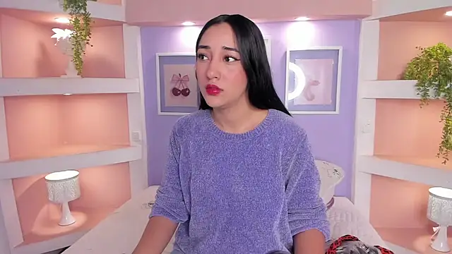 Snapshot of IsabellaaHill_ chatting on October 16, 2025, 12:35 pm IsabellaaHill online show from October 16, 2025, 12:35 pm