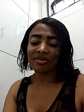 SEXYMOANSXX online show from April 4, 2026, 4:41 am