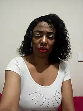 SEXYMOANSXX online show from November 12, 2025, 2:37 am