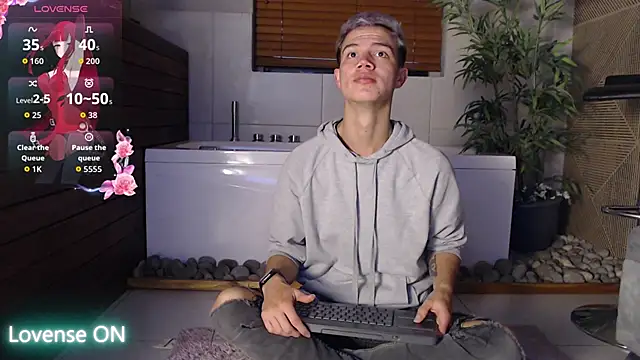 Snapshot of nicktorn chatting on January 8, 2026, 12:00 pm nicktorn online show from January 8, 2026, 12:00 pm