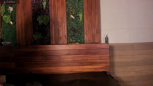 Snapshot of nicktorn chatting on December 19, 2025, 12:29 pm nicktorn online show from December 19, 2025, 12:29 pm