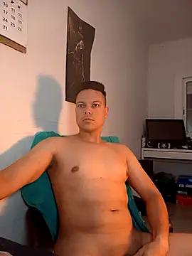 Snapshot of rayolexxx chatting on October 19, 2025, 8:11 pm rayolexxx online show from October 19, 2025, 8:11 pm