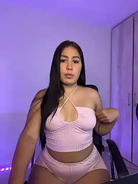 Snapshot of OriannaLuna chatting on October 24, 2025, 12:20 am OriannaLuna online show from October 24, 2025, 12:20 am