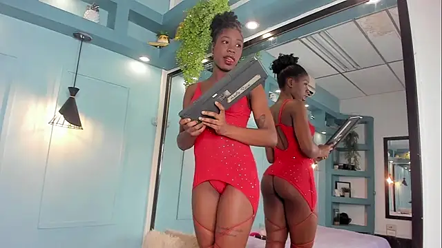 Snapshot of MichellePose chatting on November 15, 2025, 9:13 am MichellePose online show from November 15, 2025, 9:13 am