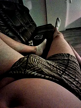 fuuck3dAss online show from October 24, 2025, 8:52 pm