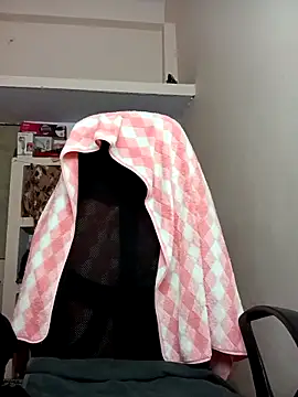 Snapshot of hotmanshi chatting on November 5, 2025, 8:06 am hotmanshi online show from November 5, 2025, 8:06 am