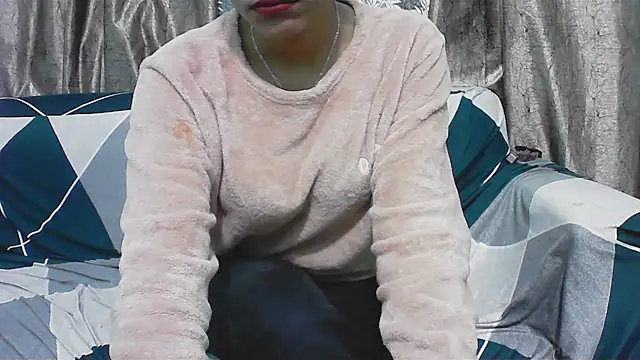 horny  couple  online show from January 8, 2026, 5:46 am