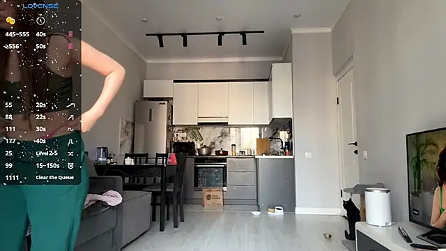 Snapshot of Wow_Akemi chatting on September 18, 2025, 9:34 am Wow Akemi online show from September 18, 2025, 9:34 am