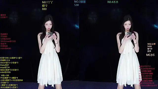 EYgirl222 online show from November 7, 2025, 9:03 am