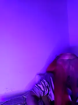 Snapshot of iamlalamilano chatting on February 6, 2026, 8:27 pm iamlalamilano online show from February 6, 2026, 8:27 pm