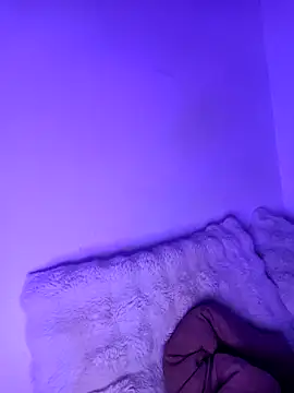 Snapshot of iamlalamilano chatting on February 9, 2026, 9:24 pm iamlalamilano online show from February 9, 2026, 9:24 pm