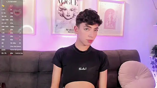 Snapshot of evan_voss chatting on October 24, 2025, 6:23 am evan voss online show from October 24, 2025, 6:23 am