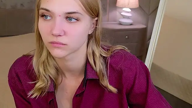 4example Chloe online show from July 22, 2026, 6:04 am