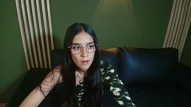 DanielaMonroe online show from November 11, 2025, 8:47 pm