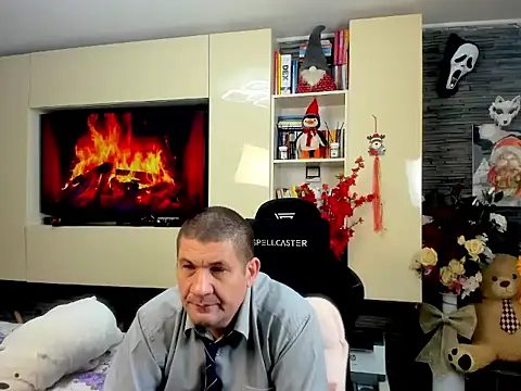 SpartacusDaddy48 online show from March 4, 2026, 5:37 am