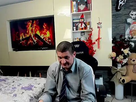 SpartacusDaddy48 online show from March 7, 2026, 6:02 pm