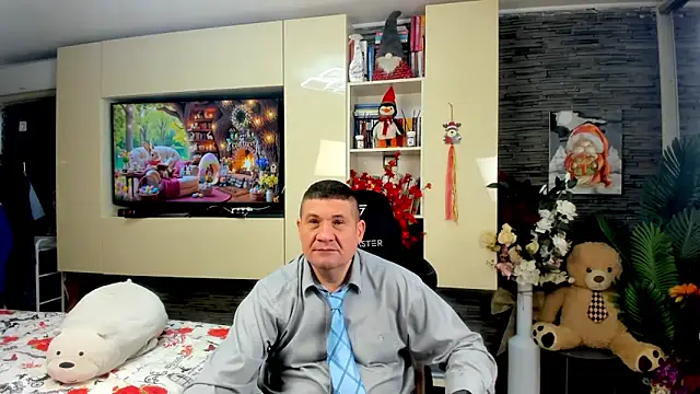 SpartacusDaddy48 online show from April 2, 2026, 3:13 am