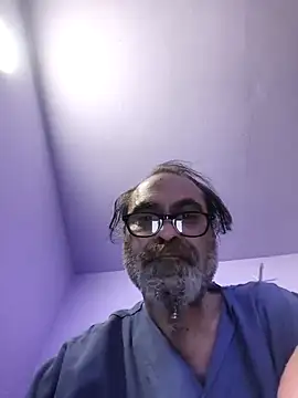 Sp71 online show from October 10, 2025, 8:42 pm