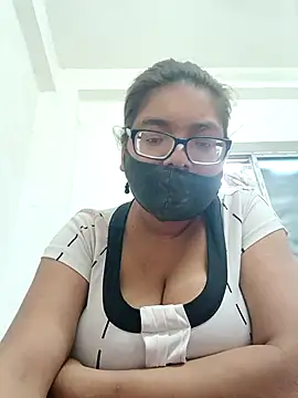 Elie couple143 online show from October 2, 2025, 8:18 am