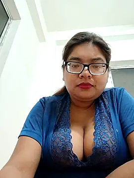 Elie couple143 online show from November 29, 2025, 6:19 pm