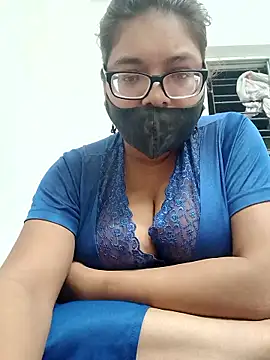 Elie couple143 online show from October 5, 2025, 5:58 pm