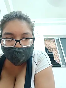 Elie couple143 online show from September 16, 2025, 6:53 pm