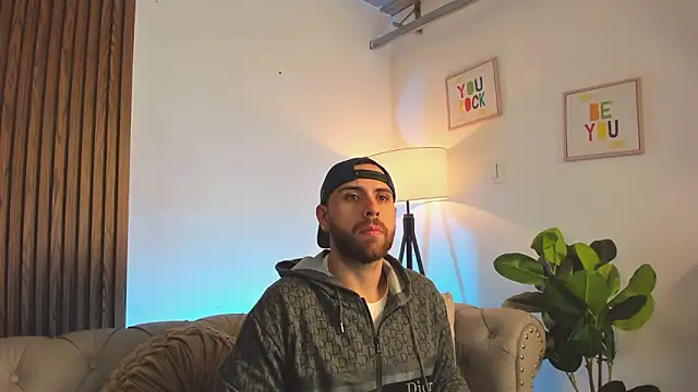 Maximo Wolff online show from February 22, 2026, 10:22 pm