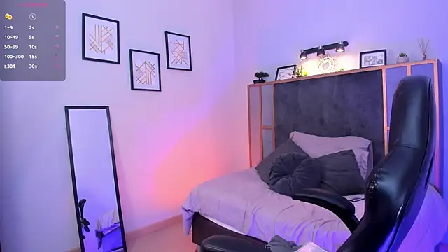 Azurra amatto2 online show from February 11, 2026, 8:52 pm