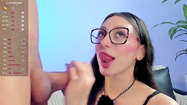 Scarlett Jackson2 online show from December 3, 2025, 10:42 pm