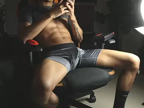 Snapshot of Vbenz28 chatting on March 12, 2026, 3:34 am Vbenz28 online show from March 12, 2026, 3:34 am