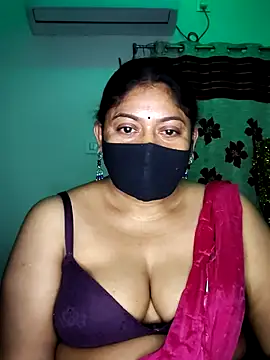 Snapshot of Telugu--Nadhini143 chatting on October 10, 2025, 9:15 pm Telugu--Nadhini143 online show from October 10, 2025, 9:15 pm