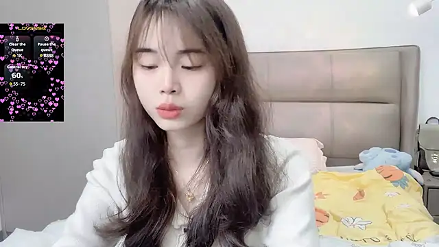 kexin a online show from March 3, 2026, 8:43 am