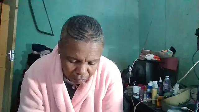 Snapshot of Nicky52 chatting on February 18, 2026, 4:21 am Nicky52 online show from February 18, 2026, 4:21 am