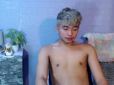 mostwantedtwink online show from May 8, 2026, 9:24 am