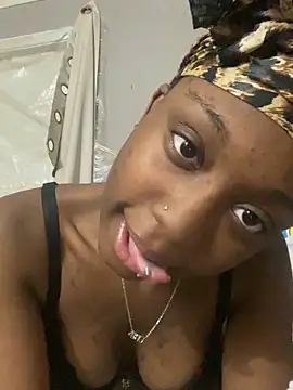 HennessyBaby21 online show from March 23, 2026, 5:07 am