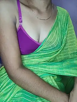 Snapshot of Nidhi_lovely chatting on July 2, 2026, 3:45 am Nidhi lovely online show from July 2, 2026, 3:45 am