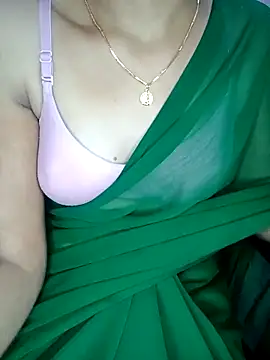 Snapshot of Nidhi_lovely chatting on September 27, 2025, 4:57 pm Nidhi lovely online show from September 27, 2025, 4:57 pm