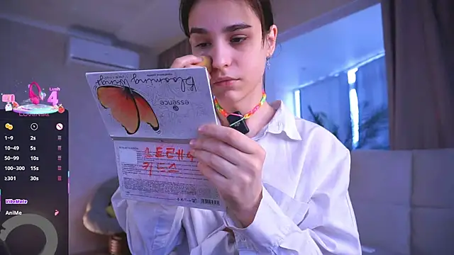 Asecondsoul online show from September 21, 2025, 4:28 am