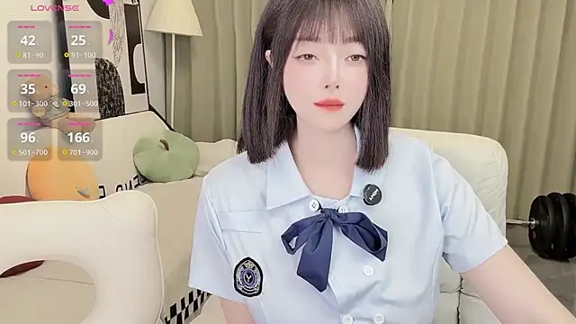 Snapshot of uikyy1 chatting on February 6, 2026, 2:13 pm uikyy1 online show from February 6, 2026, 2:13 pm