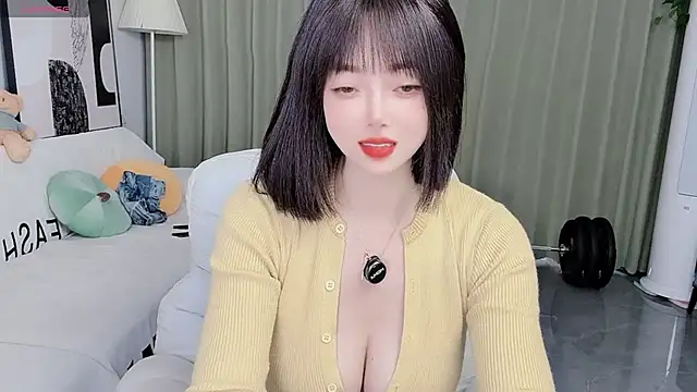 Snapshot of uikyy1 chatting on January 8, 2026, 8:42 am uikyy1 online show from January 8, 2026, 8:42 am