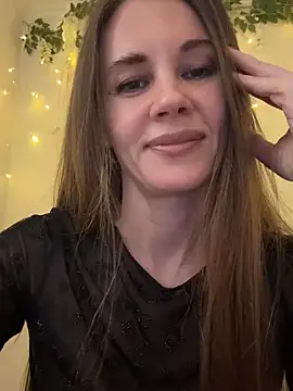 LucieMack online show from March 18, 2026, 5:25 pm