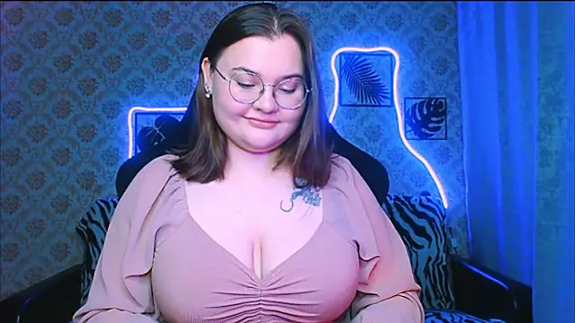 Snapshot of InLoveWithLife26 chatting on December 3, 2025, 6:07 pm InLoveWithLife26 online show from December 3, 2025, 6:07 pm