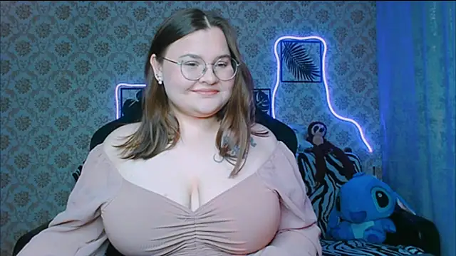 Snapshot of InLoveWithLife26 chatting on September 10, 2025, 7:57 pm InLoveWithLife26 online show from September 10, 2025, 7:57 pm