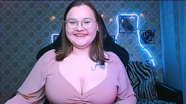 Snapshot of InLoveWithLife26 chatting on December 17, 2025, 7:30 pm InLoveWithLife26 online show from December 17, 2025, 7:30 pm