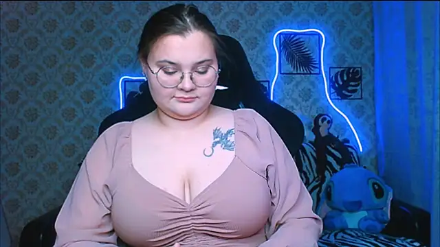 Snapshot of InLoveWithLife26 chatting on October 10, 2025, 7:25 pm InLoveWithLife26 online show from October 10, 2025, 7:25 pm