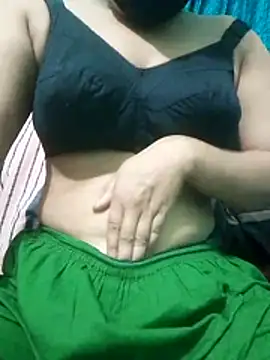 Snapshot of Maria_Mahi chatting on June 25, 2026, 4:56 pm Maria Mahi online show from June 25, 2026, 4:56 pm