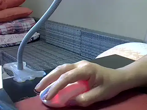 ITALIANASISIXX online show from March 15, 2025, 8:26 am